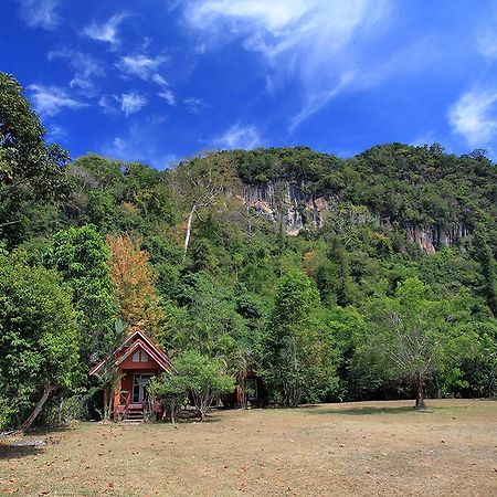 Langu Phupha Resort Satun Eksteriør bilde