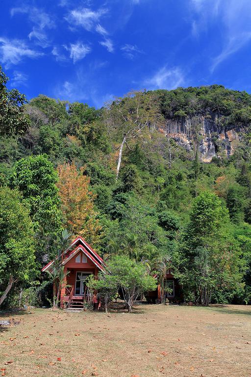 Langu Phupha Resort Satun Eksteriør bilde