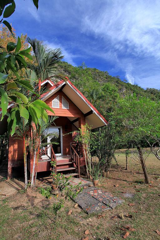 Langu Phupha Resort Satun Eksteriør bilde